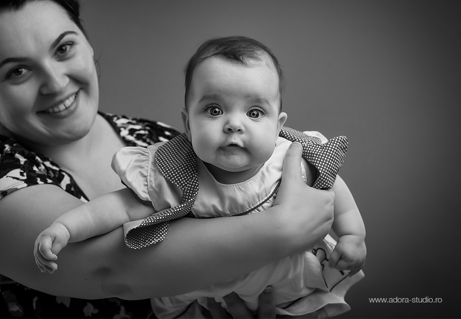 Eu sunt Georgia! foto familie