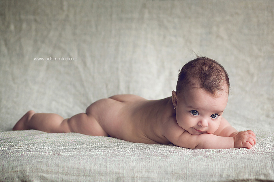 Georgia in studioul foto new born photography